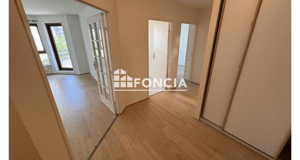 Location Appartement 2 pièces 54.48 m² - Suresnes 92150