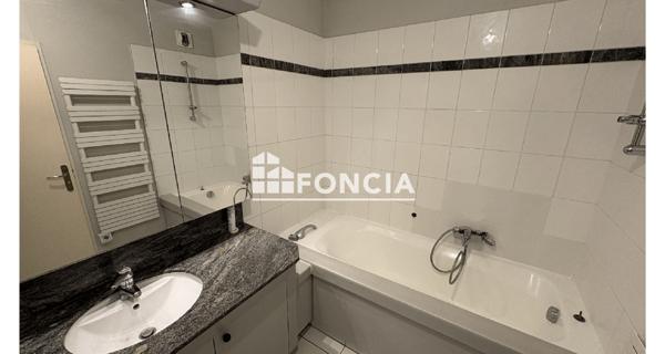 Location Appartement 2 pièces 54.48 m² - Suresnes 92150