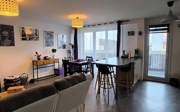 Appartement à vendre    4 pièces • 93 m2 Pau