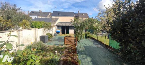 Le Mans Quartier Saint Pavin maison de 170 m² 5 chambres avec jardin et garage à 100 mètres
