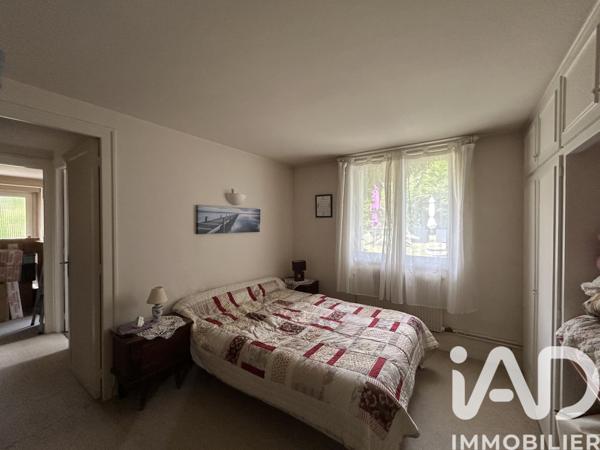 Maison à vendre 7 pièces 147 m² Saint-Amand-Montrond