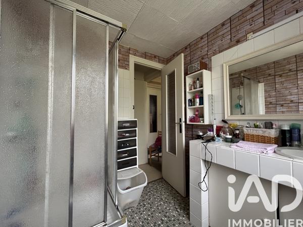 Maison à vendre 7 pièces 147 m² Saint-Amand-Montrond