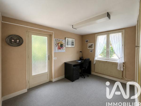 Maison à vendre 7 pièces 147 m² Saint-Amand-Montrond