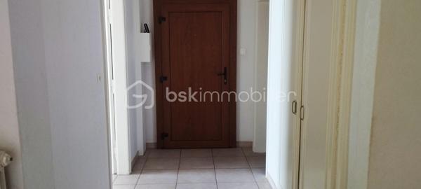 Immeuble mixte de 242 m²