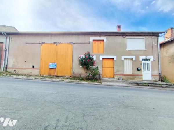 Maison avec dépendances & jardin - VERY