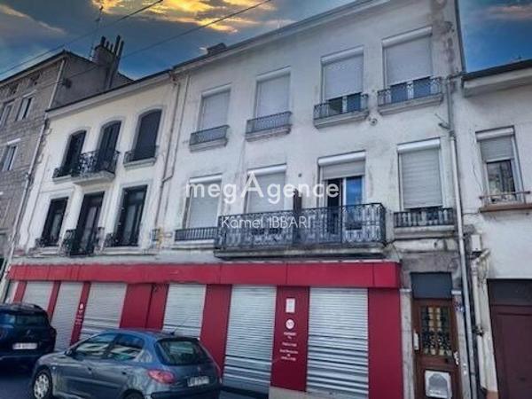 Immeuble à SAINT-ETIENNE, 42000 - 200m²