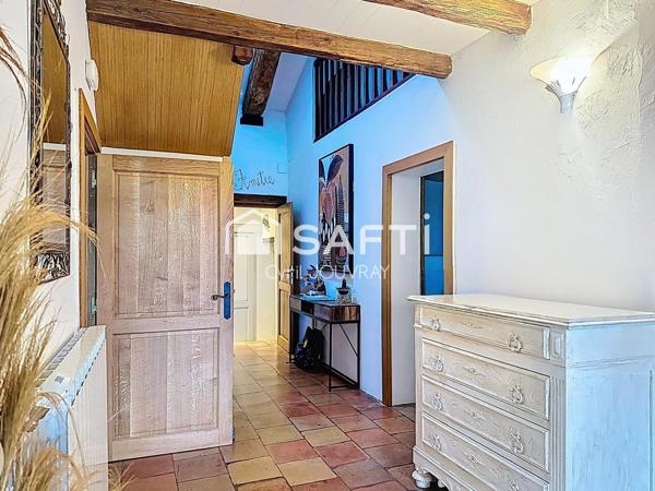 Belle maison, rénovée sur 17000M2 de terrain