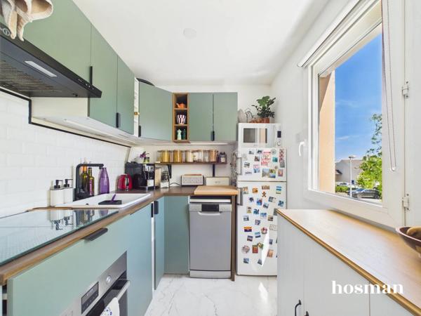 Appartement duplex 2 pièces de 51,52 m² carrez (57,33 m2 au sol) avec garage en sus - Avenue des Épicéas, Nantes