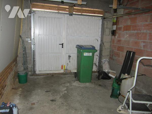 grande maison 164 m2 3 chambres beaucoup de possibilités d'aménagement.