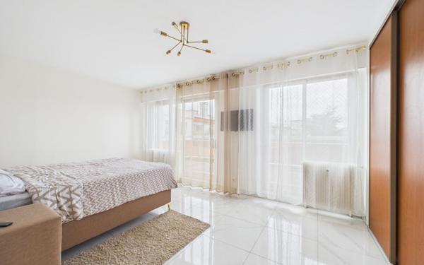 Appartement à louer    3 pièces • 80,02 m2 Strasbourg