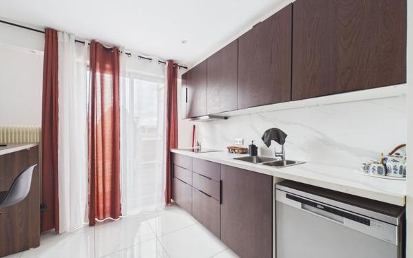 Appartement à louer    3 pièces • 80,02 m2 Strasbourg