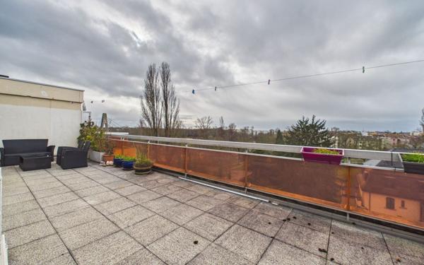 Appartement à louer    3 pièces • 80,02 m2 Strasbourg