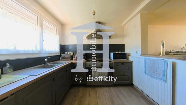 Maison 5 pièces - 82 m² Exclusivité efficity