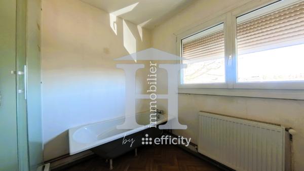 Maison 5 pièces - 82 m² Exclusivité efficity