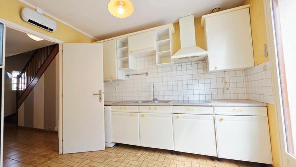 BOURGES MAISON 122M² 6 PIECES 4 CHAMBRES GARAGE SOUS-SOL JARDIN
