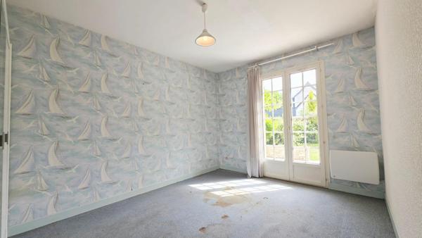 BOURGES MAISON 122M² 6 PIECES 4 CHAMBRES GARAGE SOUS-SOL JARDIN