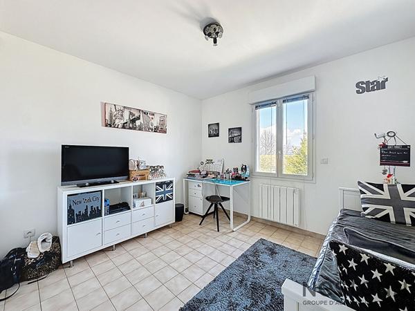 Maison T4 à vendre à Trets jardin + piscine avec vue Ste Victoire - Exclusivité NESTENN