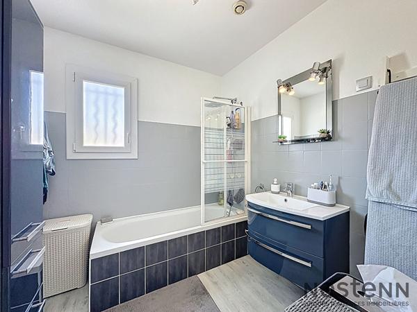 Maison T4 à vendre à Trets jardin + piscine avec vue Ste Victoire - Exclusivité NESTENN