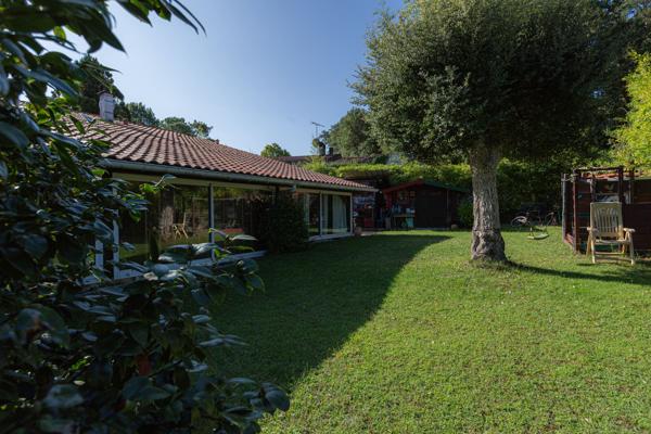 VILLA TRADITIONNELLE ENTRE LAC ET OCÉAN À HOSSEGOR