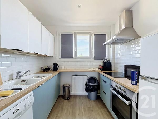 Appartement F8 à vendre  4 pièces - 67,19 m 2   ANGERS  - 49