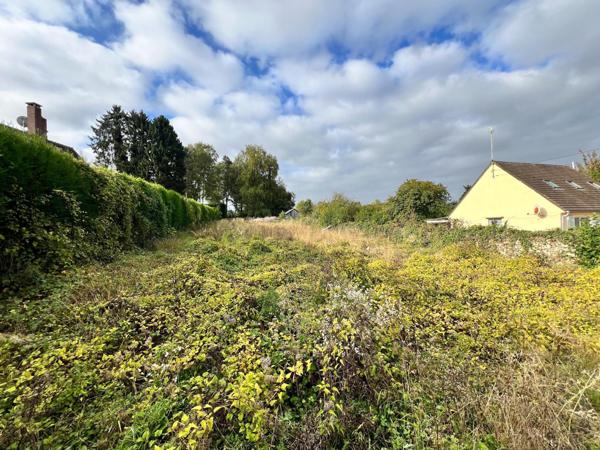 Terrain constructible de 1380 m²