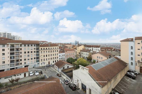 T3 lumineux avec vue panoramique – Croix-Rousse