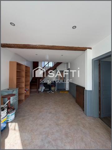 Belle maison familiale au cœur du bourg de Javron