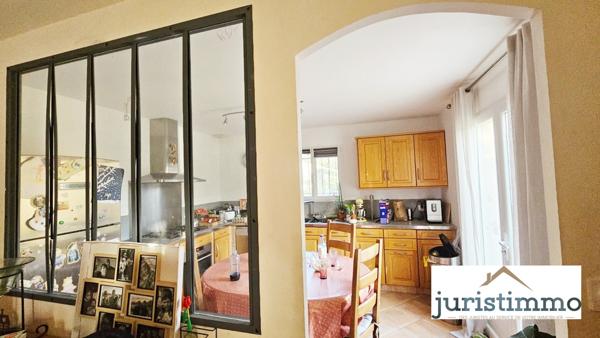 Caumont-sur-Durance (84510) MAISON FAMILIALE DE 5 CHAMBRES AVEC PISCINE SUR LA COLLINE DE CAUMONT SUR DURANCE + TERRAIN DETACHABLE 400M2