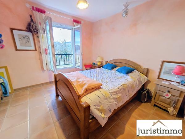 Caumont-sur-Durance (84510) MAISON FAMILIALE DE 5 CHAMBRES AVEC PISCINE SUR LA COLLINE DE CAUMONT SUR DURANCE + TERRAIN DETACHABLE 400M2