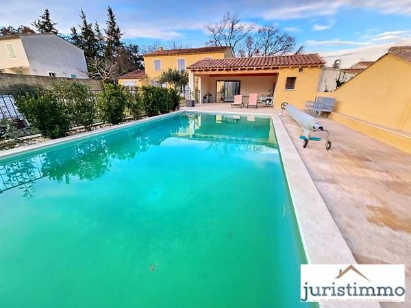 Caumont-sur-Durance (84510) MAISON FAMILIALE DE 5 CHAMBRES AVEC PISCINE SUR LA COLLINE DE CAUMONT SUR DURANCE + TERRAIN DETACHABLE 400M2