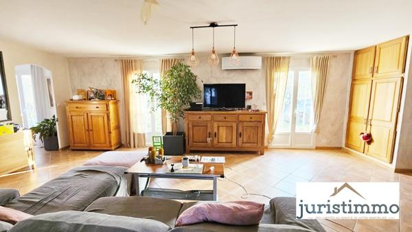 Caumont-sur-Durance (84510) MAISON FAMILIALE DE 5 CHAMBRES AVEC PISCINE SUR LA COLLINE DE CAUMONT SUR DURANCE + TERRAIN DETACHABLE 400M2