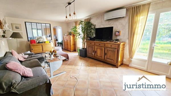 Caumont-sur-Durance (84510) MAISON FAMILIALE DE 5 CHAMBRES AVEC PISCINE SUR LA COLLINE DE CAUMONT SUR DURANCE + TERRAIN DETACHABLE 400M2