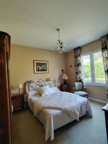 A vendre, Villa d'architecte dans un havre de paix situé à Migné Auxances
