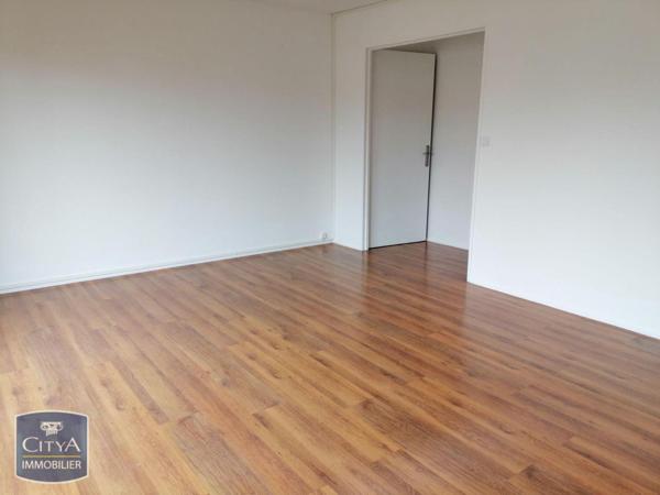 Appartement à louer 4 pièces 90.44m²