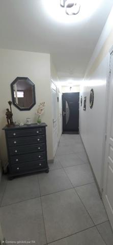 Superbe appartement de standing de plain pied ( 83.5 m²) avec balcon