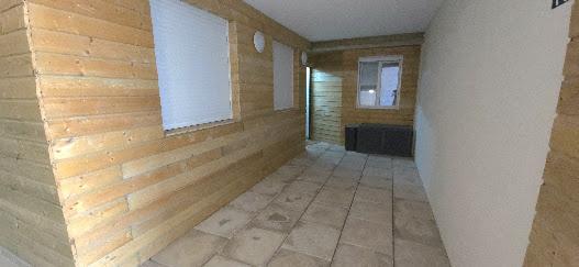 Superbe appartement de standing de plain pied ( 83.5 m²) avec balcon