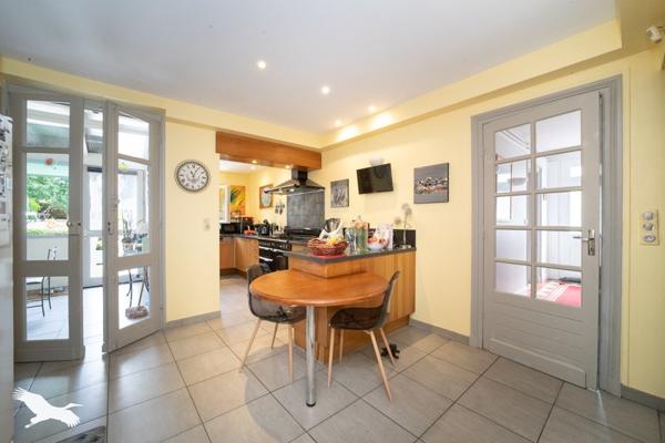 Maison 385 688 € Nérigean 8 p 225 m² DPE D