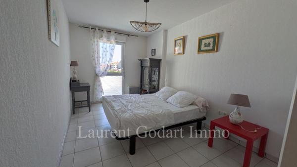 Appartement T3 avec loggia, cellier et parking en sous-sol