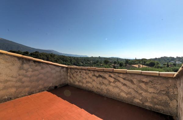 Villa provençale avec piscine