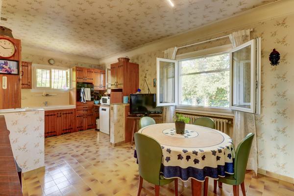 Villa provençale avec piscine