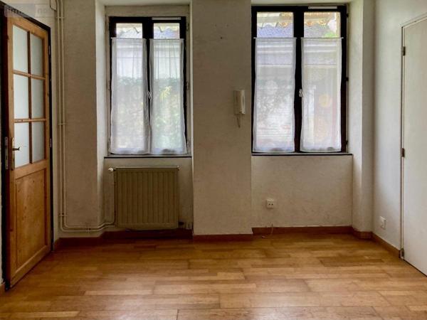 Maison à louer à Angers dans le Maine-et-Loire (49100), ref : 49009-L109 Place du Lycée