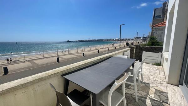 Vente Maison Vue Mer face à la Grande plage - Boulevard Chanard