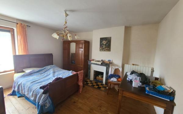 Maison à vendre    5 pièces •  Nogentel