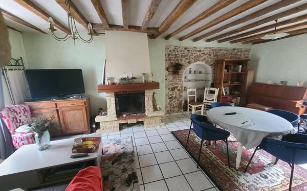 Maison à vendre    5 pièces •  Nogentel