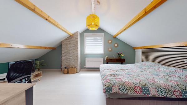 SAINT-AVOLD - MAISON CONTEMPORAINE - 135 m² -4 CHAMBRES -TERRAIN PLAT  6,90 ARES