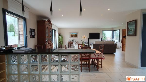 Maison contemporaine de 4 chambres , jolie camagne