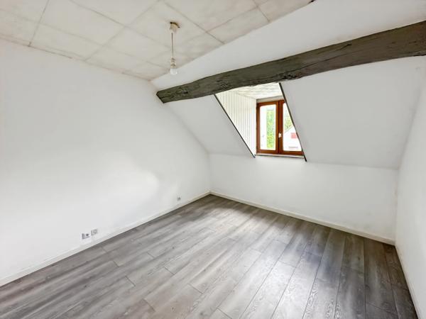 Maison à vendre 4 pièces SOUPPES SUR LOING (77) Fermette 4 P de 82 m2 sur terrain de 390 m2