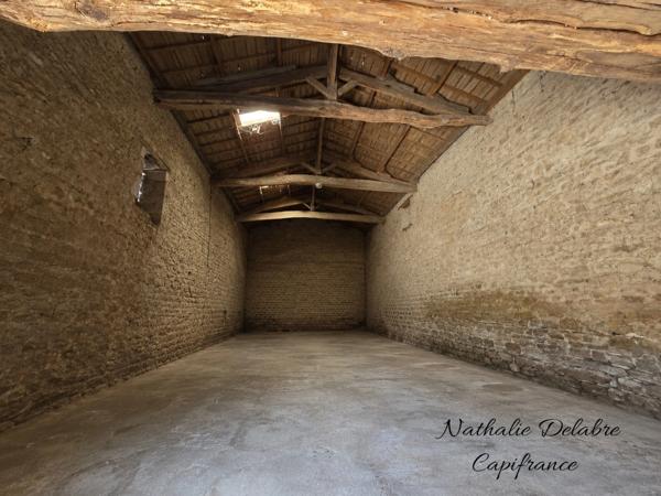 Maison à vendre 6 pièces NANTEUIL (79)