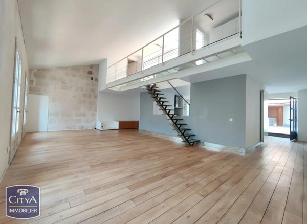 Appartement à vendre 3 pièces 154.12m² Nîmes (30000)