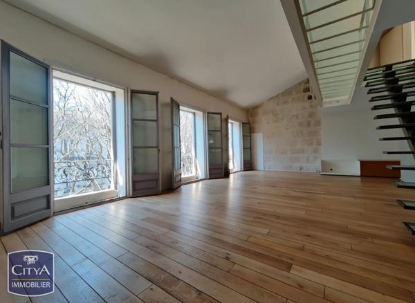 Appartement à vendre 3 pièces 154.12m² Nîmes (30000)